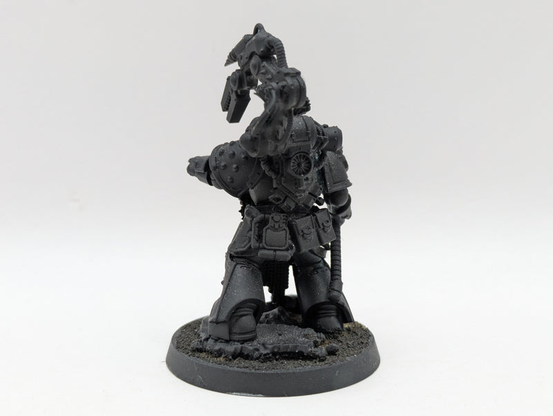 Warhammer Horus Heresy: Space Marine Iron Warriors Converted Techmarine (AA036)