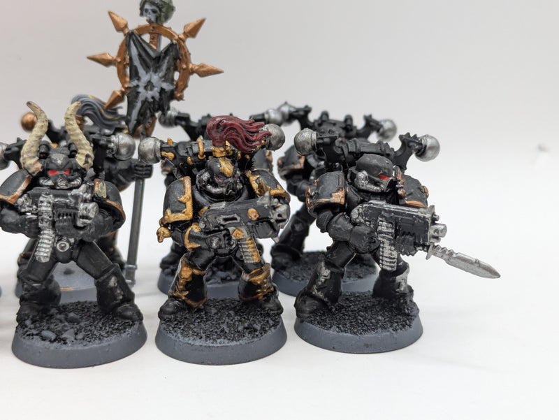 Warhammer 40k: Chaos Space Marines Old Legionaires (BA153)