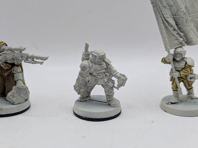 Warhammer 40k: Astra Militarum Snipers, Medic and Standard Bearer (AF047)