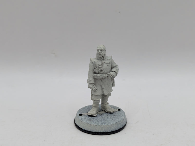 Warhammer 40k: Astra Militarum Regiment Advisors and Lieutenant (BJ132)