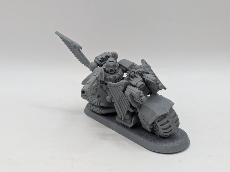 Warhammer 40k: Space Marine Bikes (AW023)
