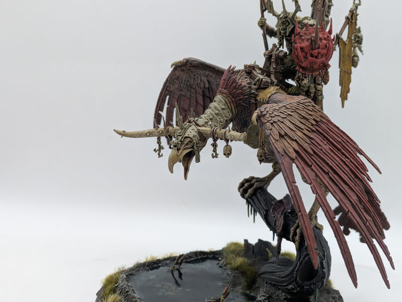 Warhammer Age of Sigmar: Orruk Warclans Killaboss on Corpse-rippa Vulcha - Well Painted (AU013)