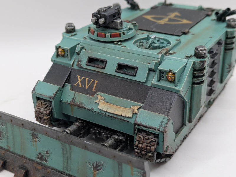 Warhammer Horus Heresy: Space Marine Sons of Horus Deimos Rhino (BF067)