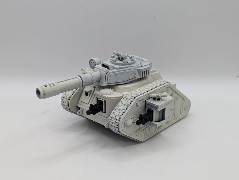 Warhammer 40k: Astra Militarum Leman Russ Battle Tank (AX039)
