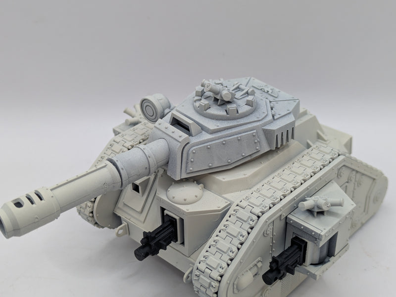 Warhammer 40k: Astra Militarum Leman Russ Battle Tank (AX039)