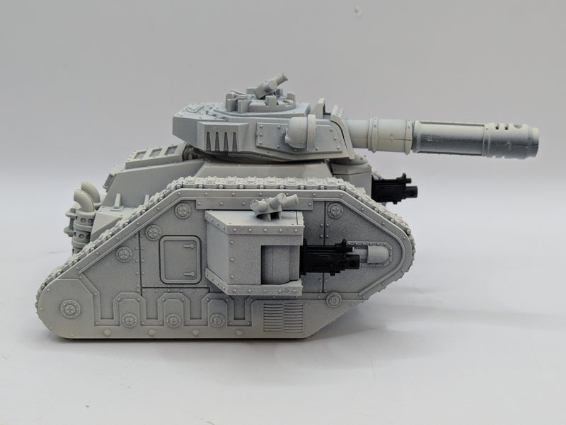 Warhammer 40k: Astra Militarum Leman Russ Battle Tank (AX039)