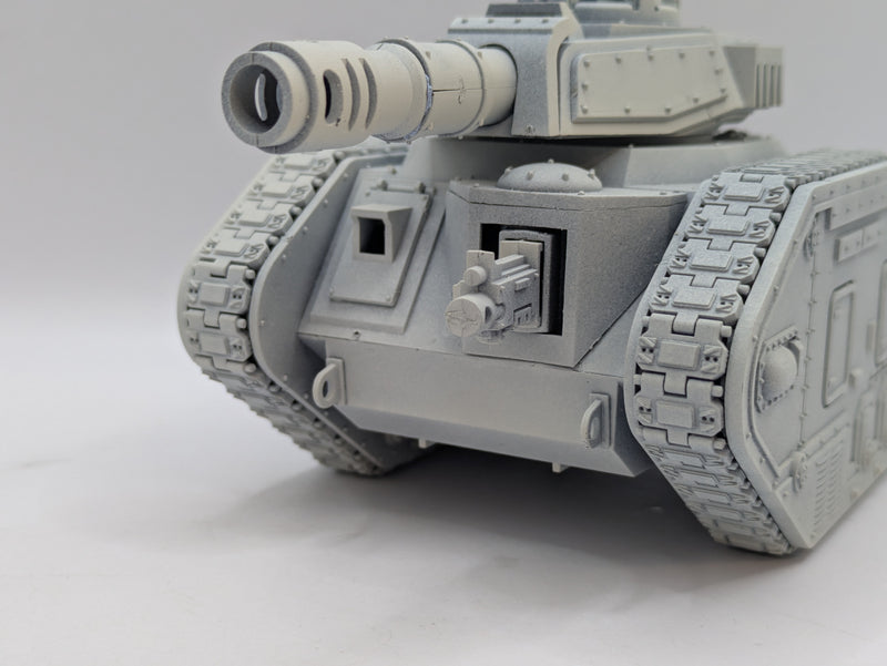 Warhammer 40k: Astra Militarum Leman Russ Battle Tank (AR021)