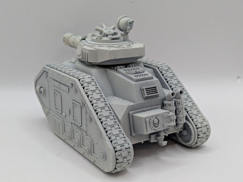 Warhammer 40k: Astra Militarum Leman Russ Battle Tank (AR021)