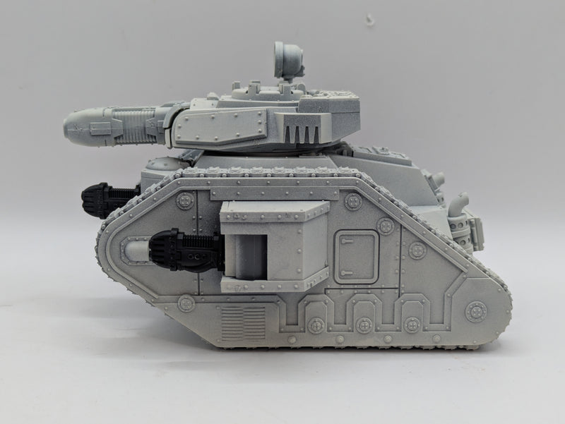 Warhammer 40k: Astra Militarum Leman Russ Battle Tank (AR060)