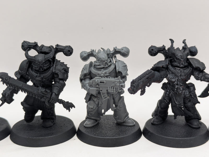 Warhammer 40k: Chaos Space Marines Legionnaires (AA099)