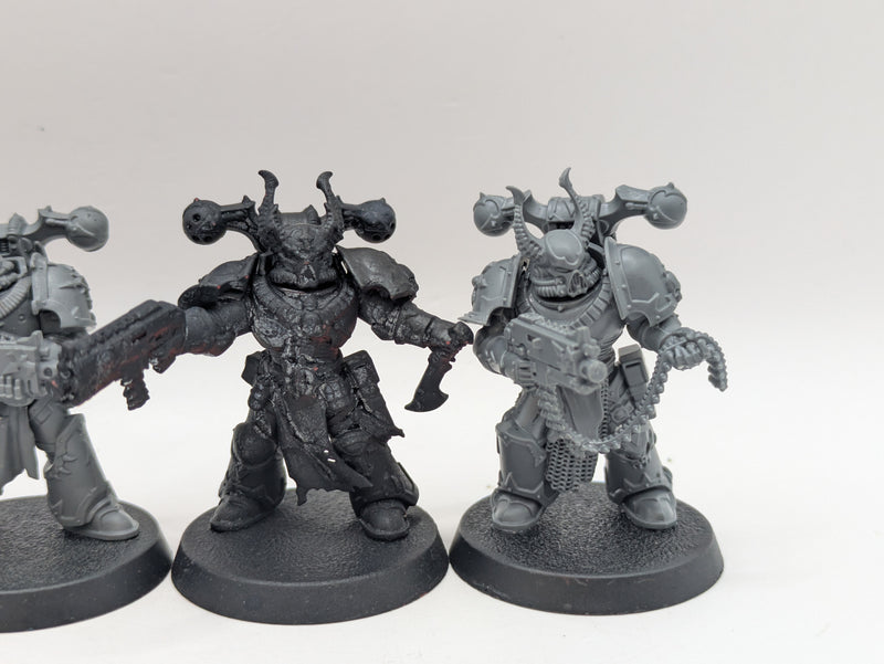 Warhammer 40k: Chaos Space Marines Legionnaires (AA099)