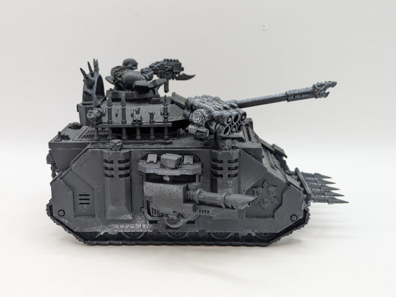 Warhammer 40k: Chaos Space Marines Predator Tank (AU063)