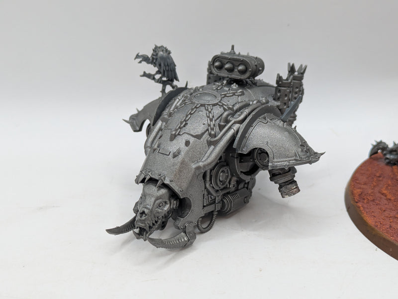 Warhammer 40k: Chaos Knights Wardog (BC065)
