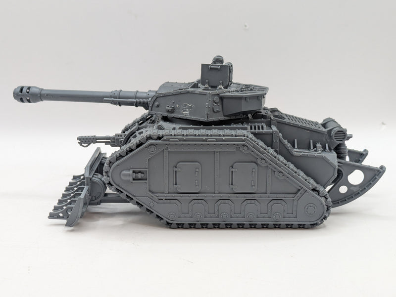 Warhammer Horus Heresy: Solar Auxilia Leman Russ Assault Tank (BF013)