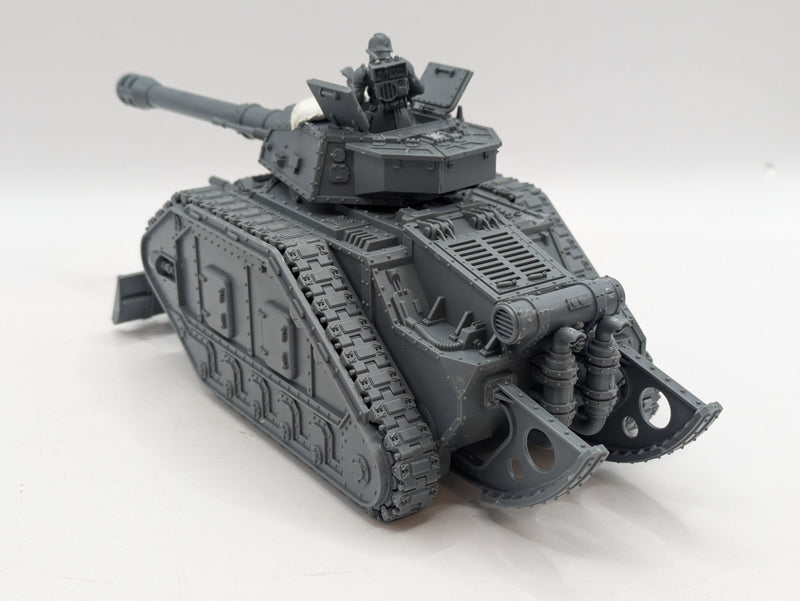 Warhammer Horus Heresy: Solar Auxilia Leman Russ Assault Tank (AR001)