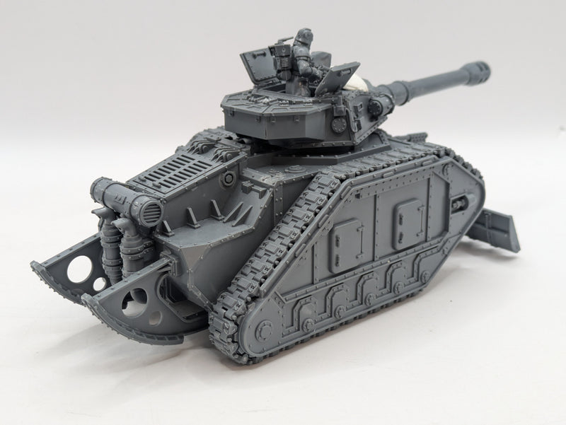 Warhammer Horus Heresy: Solar Auxilia Leman Russ Assault Tank (AR001)