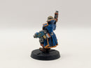 Necromunda Bounty Hunter with Pistols Hired Gun - Metal 1995 AC162