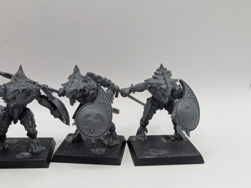 Warhammer The Old World: Lizardmen Saurus Warriors (BJ082)