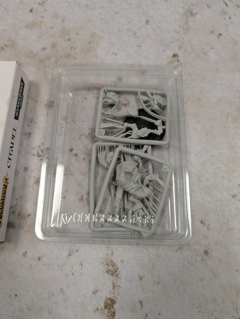 Warhammer 40k Tau Krootox - Finecast - In Box AV203