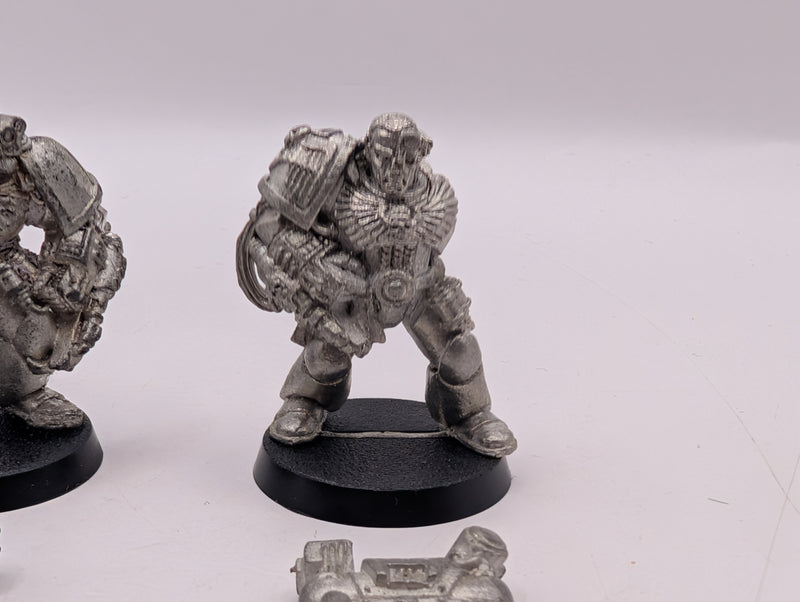 Warhammer 40k Space Marine Apothecaries - Metal BH151