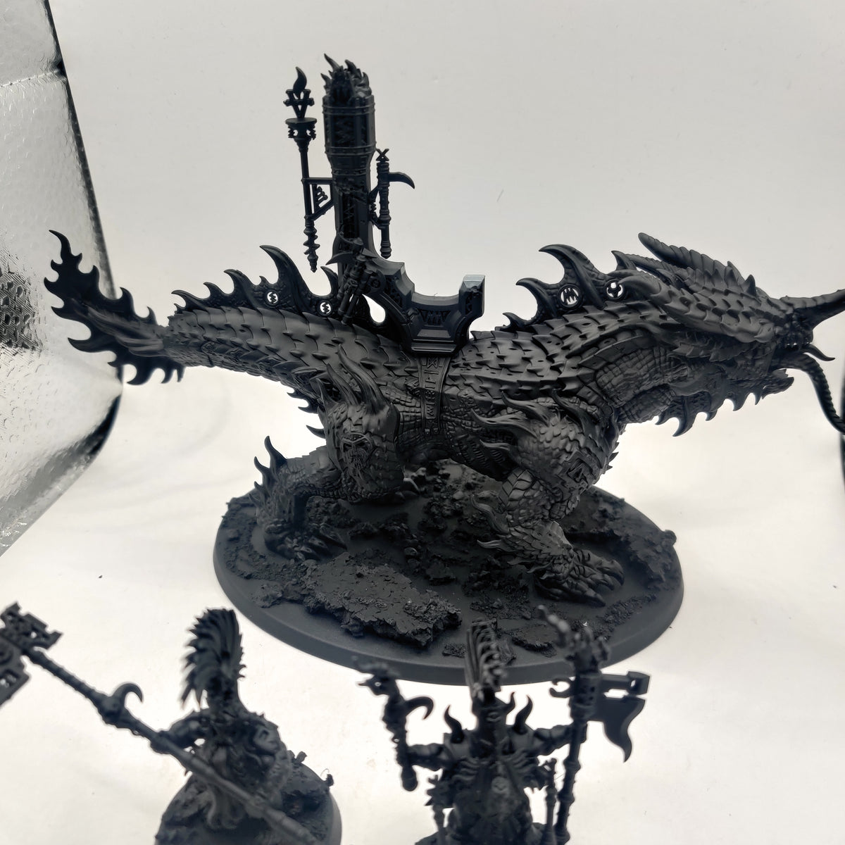 Age of Sigmar Fyreslayers Auric Runefather On Magmadroth