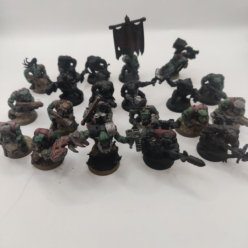 Warhammer 40k Ork Boyz x24 Painted AT245