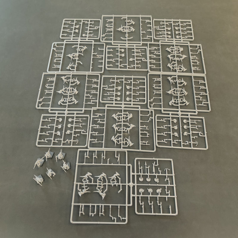 Warhammer Fantasy Skinks x 41 on sprue AY112-0311