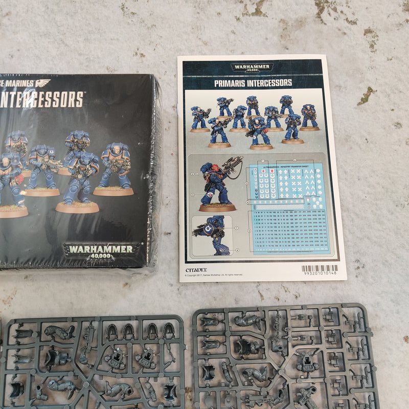 Warhammer 40k Space Marine Primaris Intercessors in box - Complete AV139