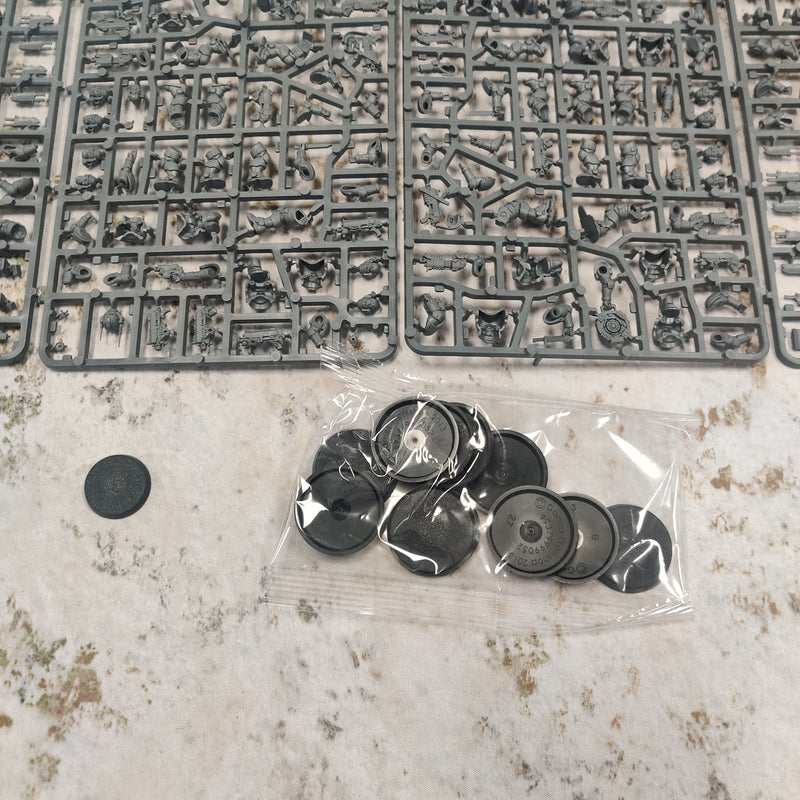 Warhammer 40k Space Marines Primaris Infiltrators - In Box AY303