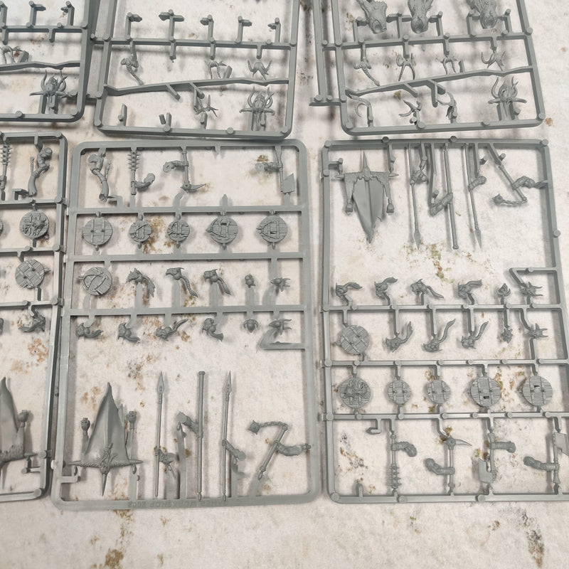 Warhammer The Old World Beastmen 6x Gors 8x Ungor on Sprue SPRUE0051