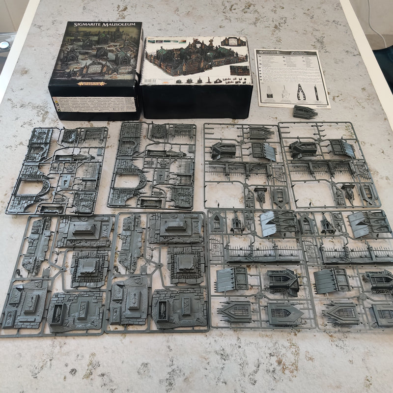 Age of Sigmar Sigmarite Mausoleum - 8 sprues - missing 2 parts AV148