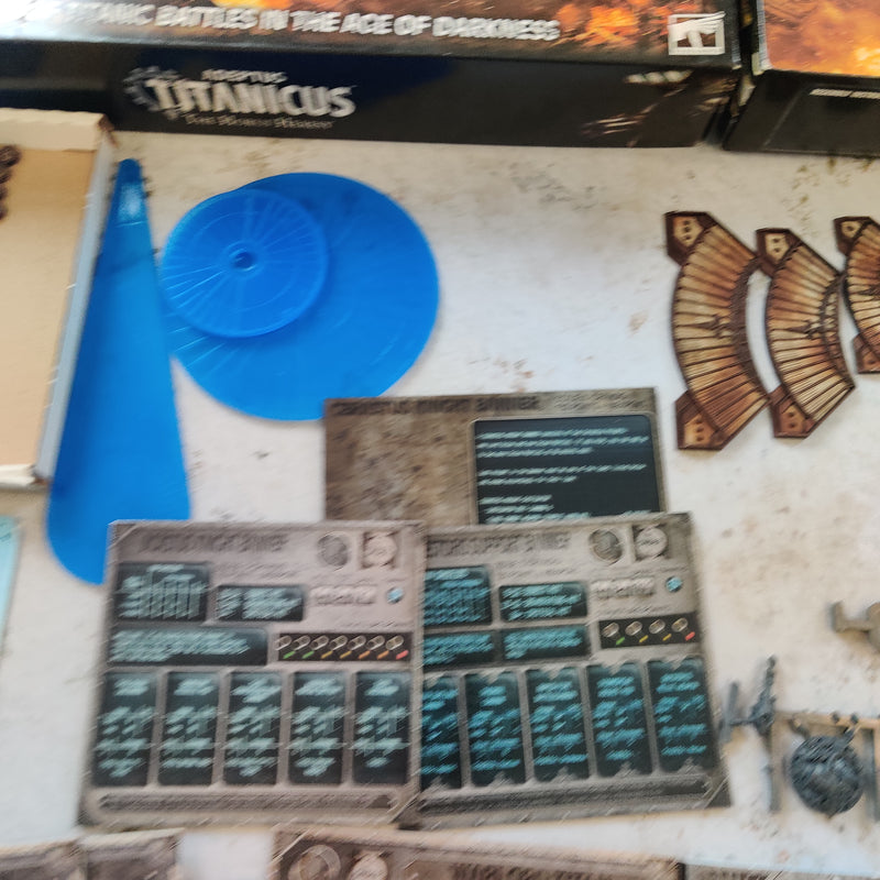 Adeptus Titanicus Rules and Accessories Bundle AV209