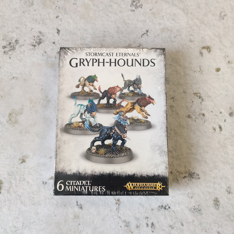 Age of Sigmar Stormcast Eternals Gryph-hounds in box AV071