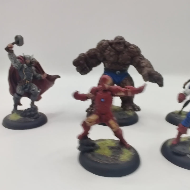 Knight Models Marvel Avengers and The Thing - Painted BA100