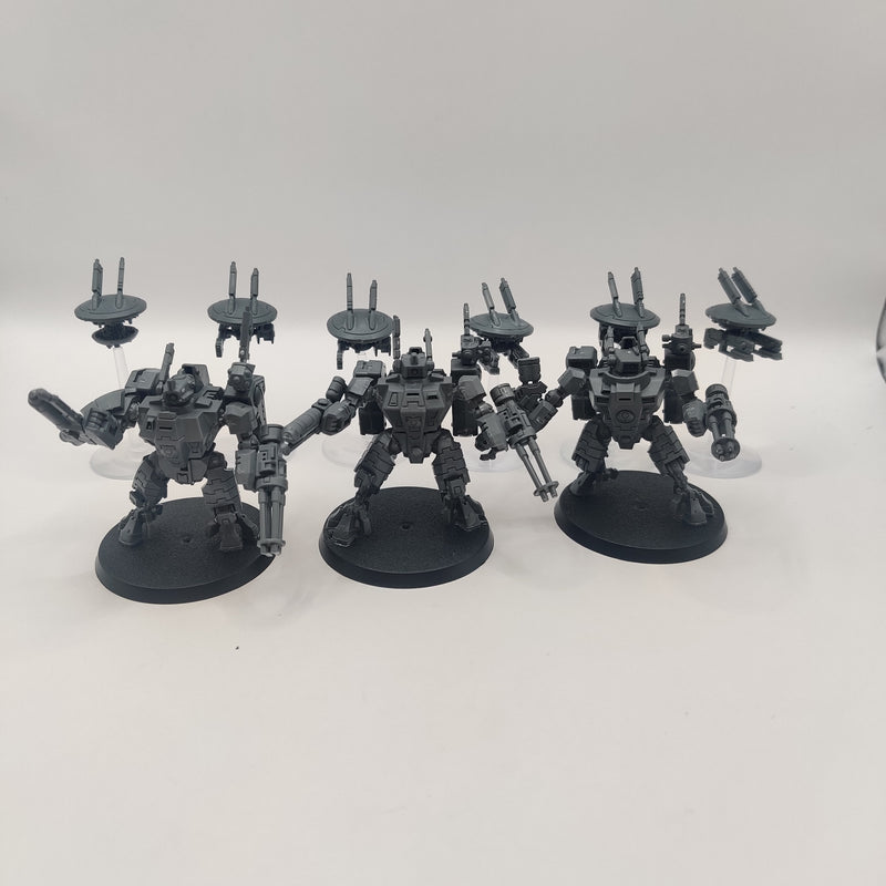 Warhammer 40k T'au Empire XV8 Crisis Battlesuit Team AI258