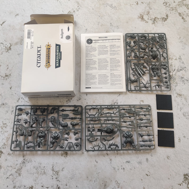 Warhammer The Old World Beasts of Chaos Bullgors - In Box AV009