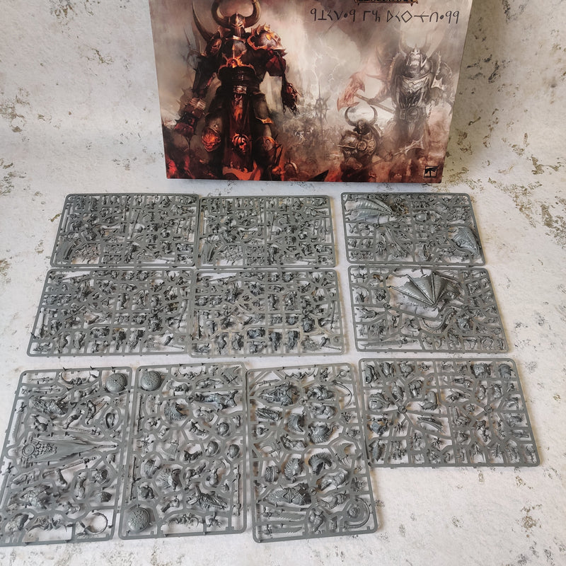 Age of Sigmar Slaves to Darkness Box Set - Missing Battletome BD010