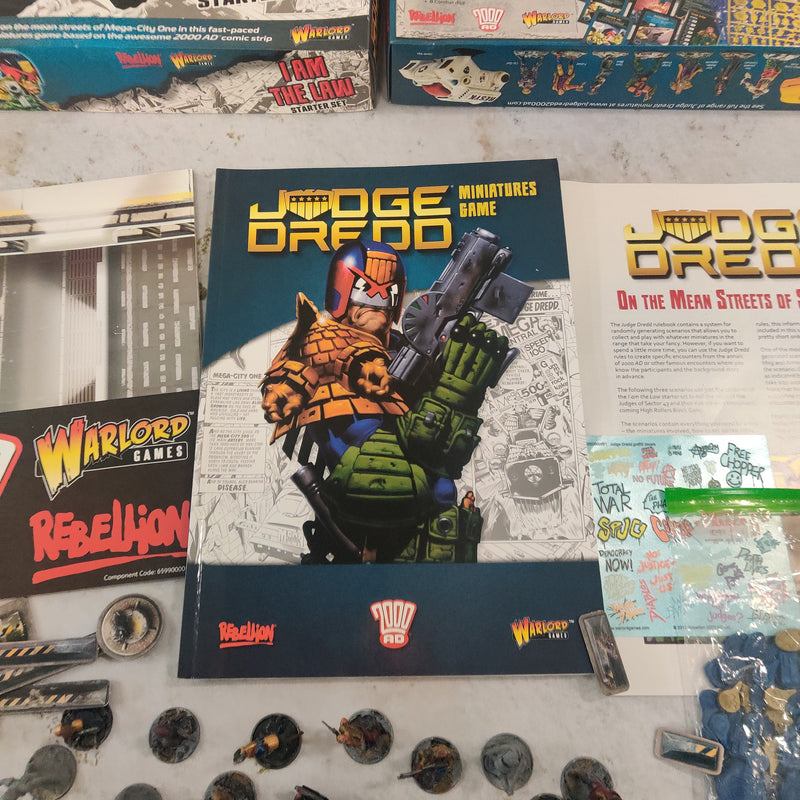 Warlord Games Judge Dredd I am the Law Starter with Extras AY115