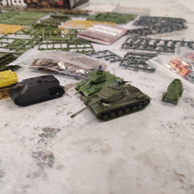 Flames of War Clash of Steel Starter Set AV096