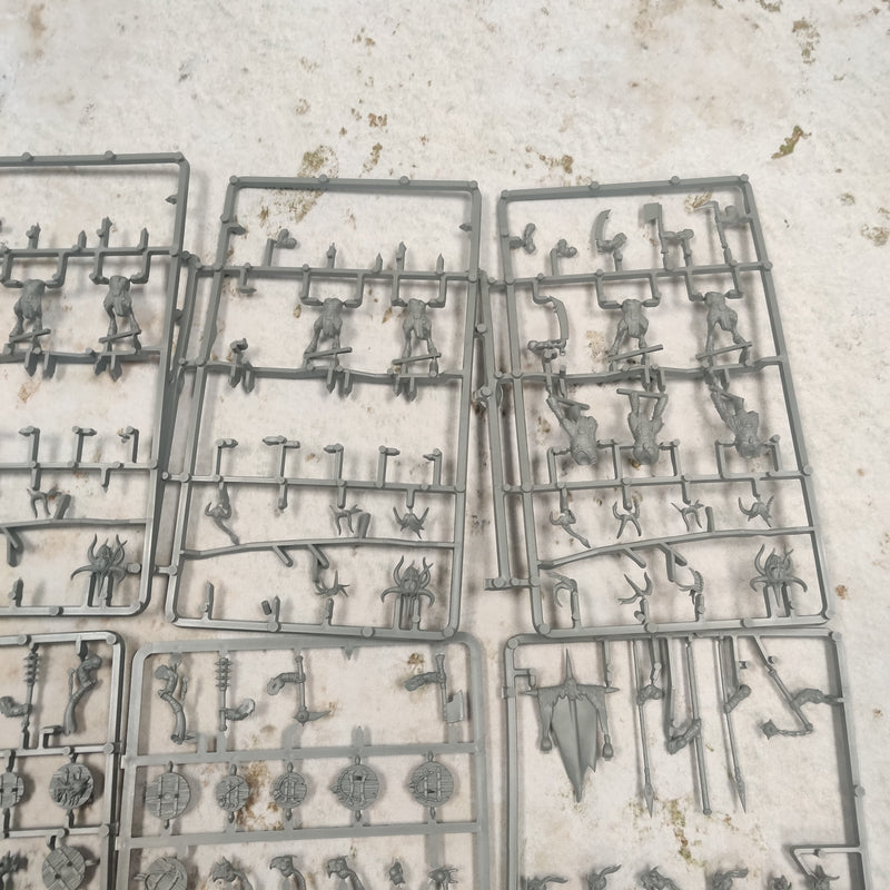 Warhammer The Old World Beastmen 6x Gors 8x Ungor on Sprue SPRUE0051