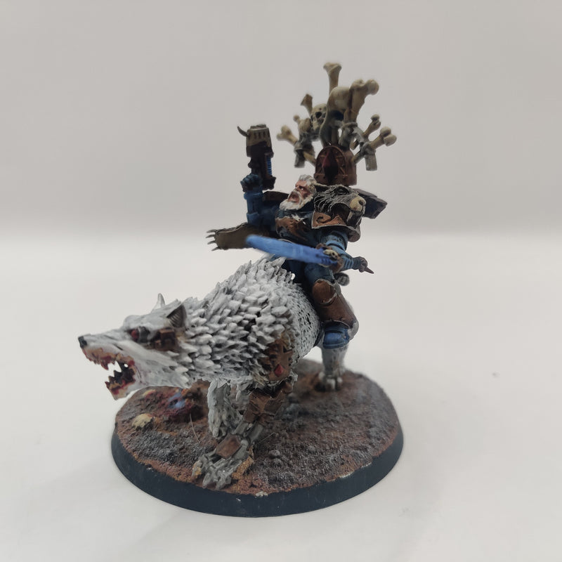 Warhammer 40k Space Wolf Lord on Thunderwolf - Painted AZ229