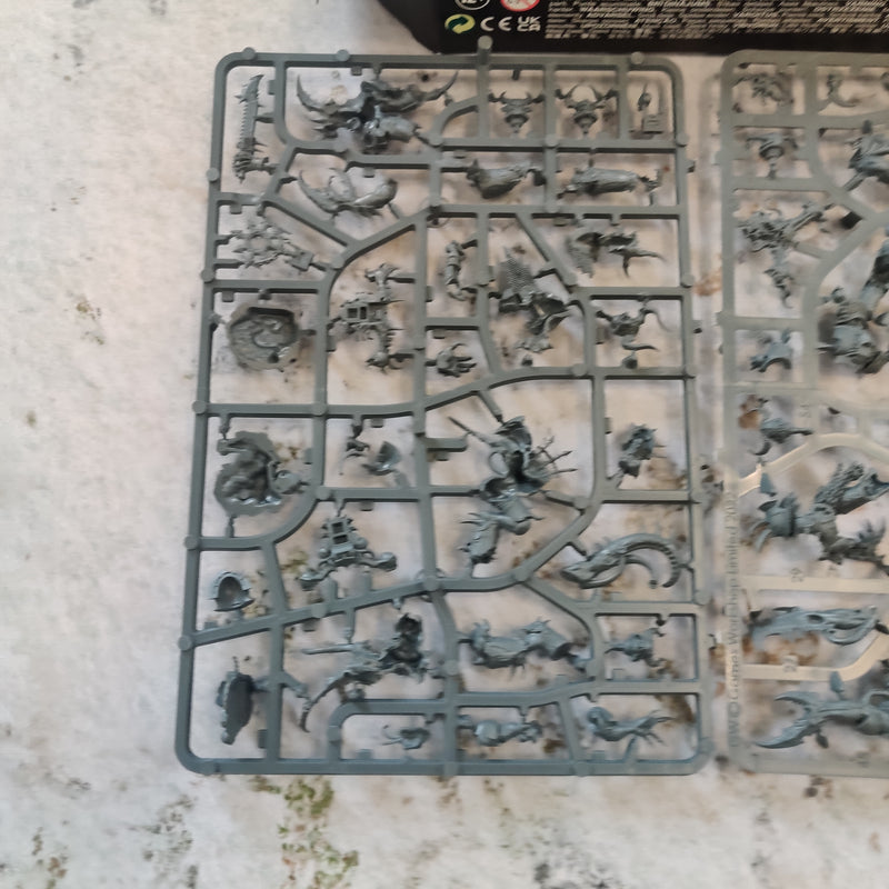 Warhammer 40k Chaos Space Marine Possessed - In Box AV143