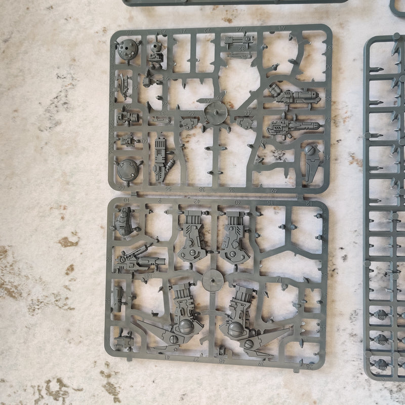 Warhammer 40k Tau Empire Bits on Sprue AV178