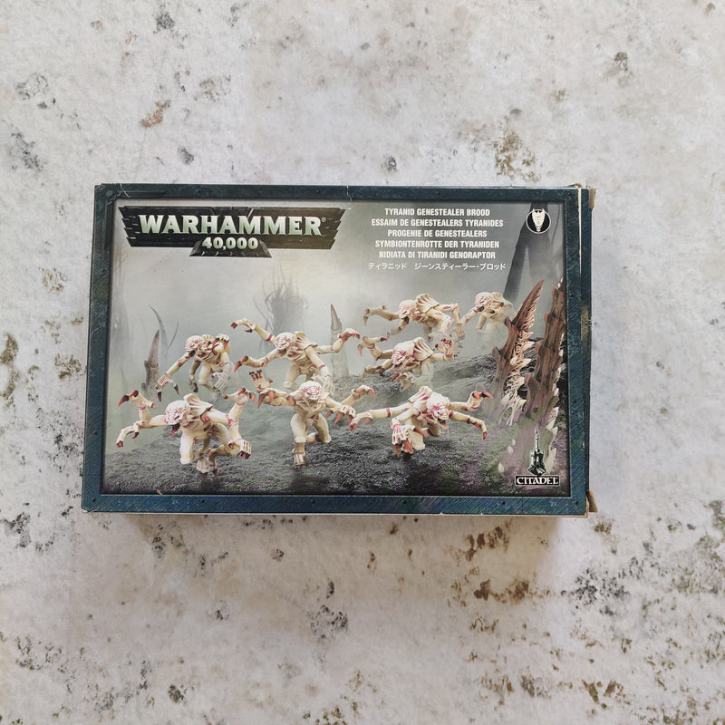 Warhammer 40k Tyranid Genestealers x8 in box AV174