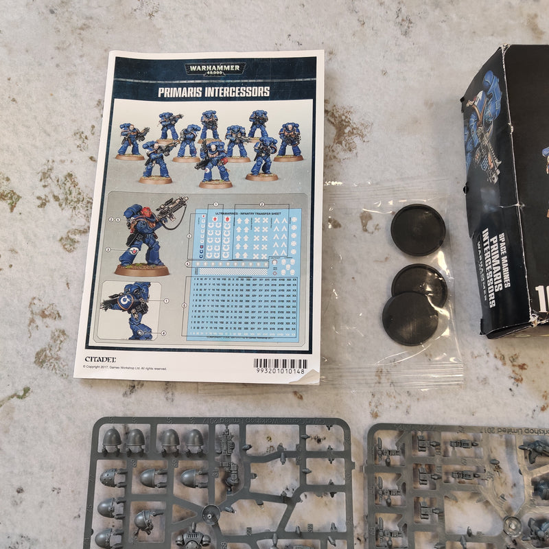 Warhammer 40k Space Marine Primaris Intercessors in box - Incomplete AV138