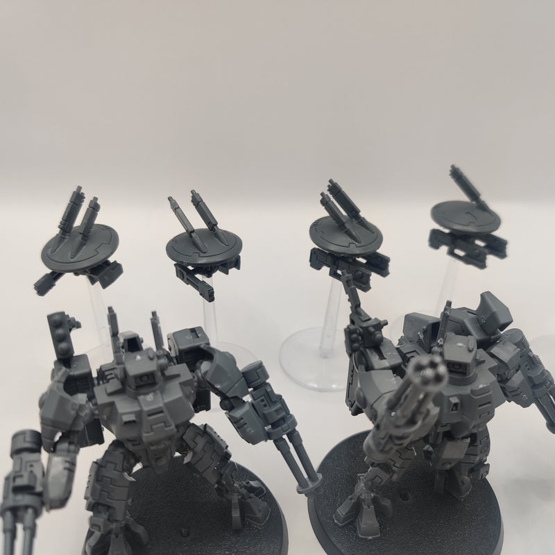 Warhammer 40k T'au Empire XV8 Crisis Battlesuit Team AD029