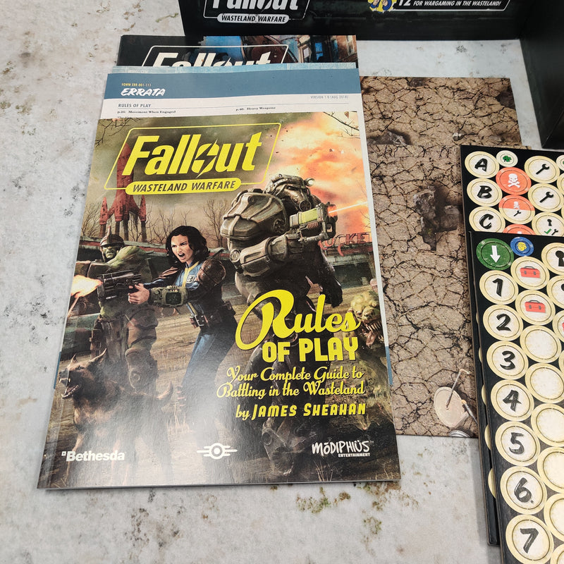 Fallout Wasteland Warfare Starter set and RPG book AY331