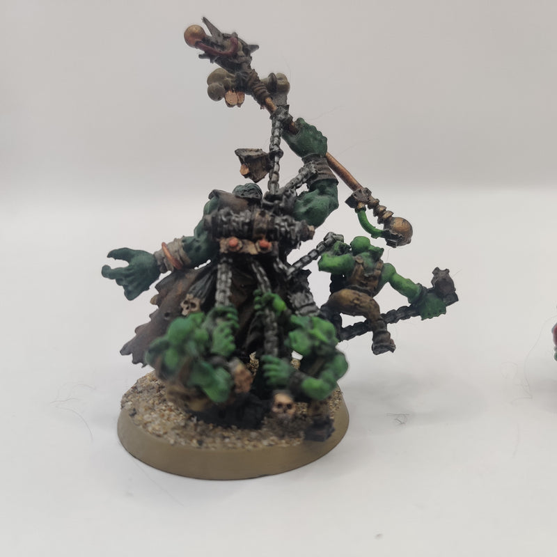 Warhammer 40k Ork Wierdboy and Painboy - Painted AD021