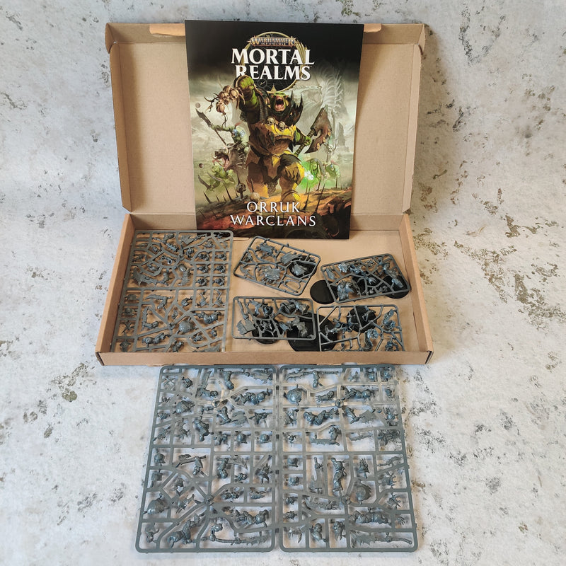 Age of Sigmar Mortal Realms Premium Kit 3 Orruk Warclans BD003