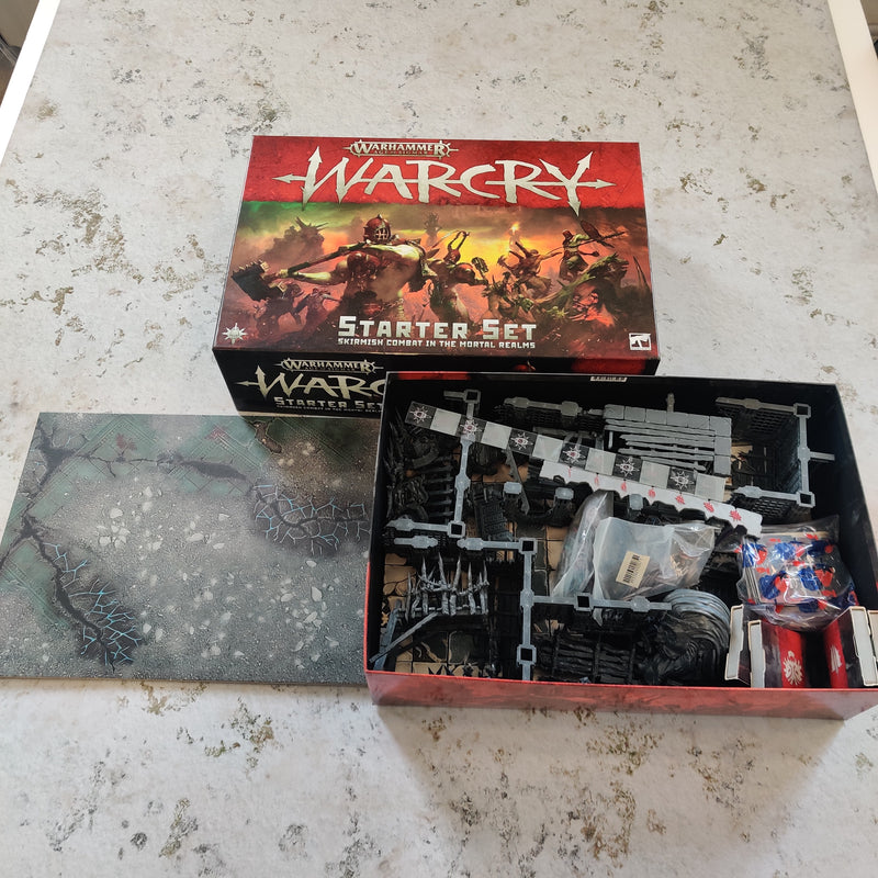 Warcry Terrain and Board Bundle including Barricades and Ruins AV208